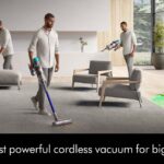 Dyson Gen5outsize vacuum