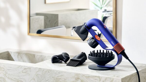 Dyson Supersonic r™ Professional hair dryer (Vinca Blue/Topaz)