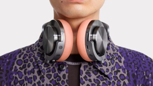 Dyson OnTrac™ noise cancelling headphones Ceramic Cinnabar