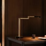 Dyson Solarcycle Morph™ desk (White/Silver)